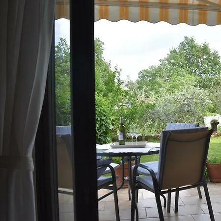 Apartment Sopta Porec Exterior photo